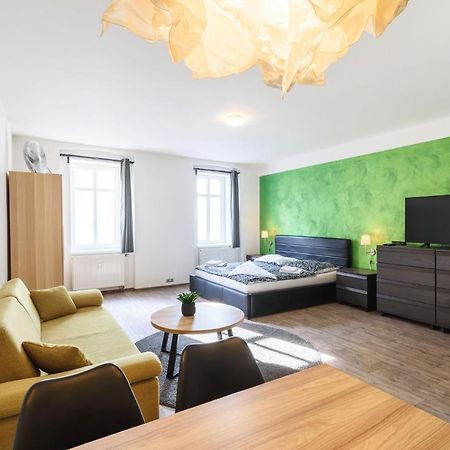 Pilsner Apartments Plzen Luaran gambar